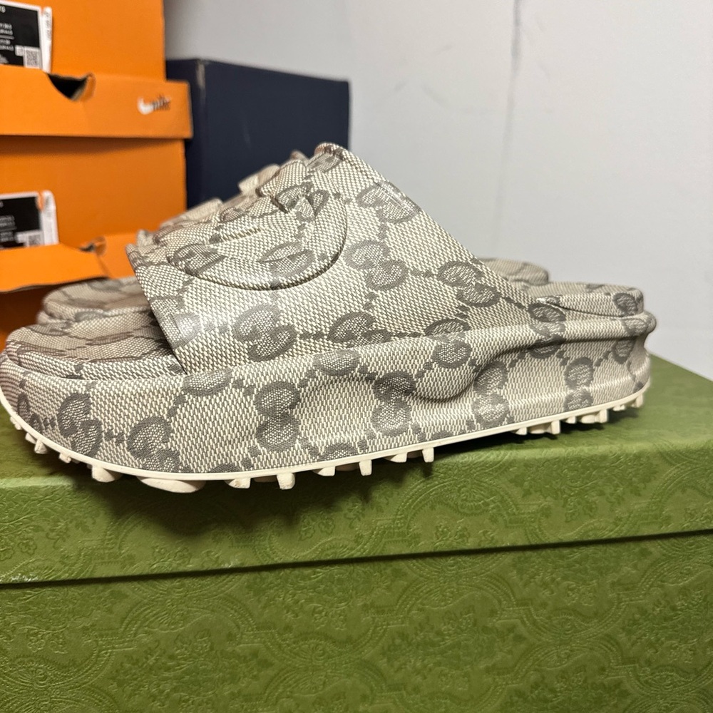 COPY - Men's Gucci slides